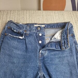 Levis Premium Womens Jeans Wedgie Straight‎ Fit High Rise 28x24